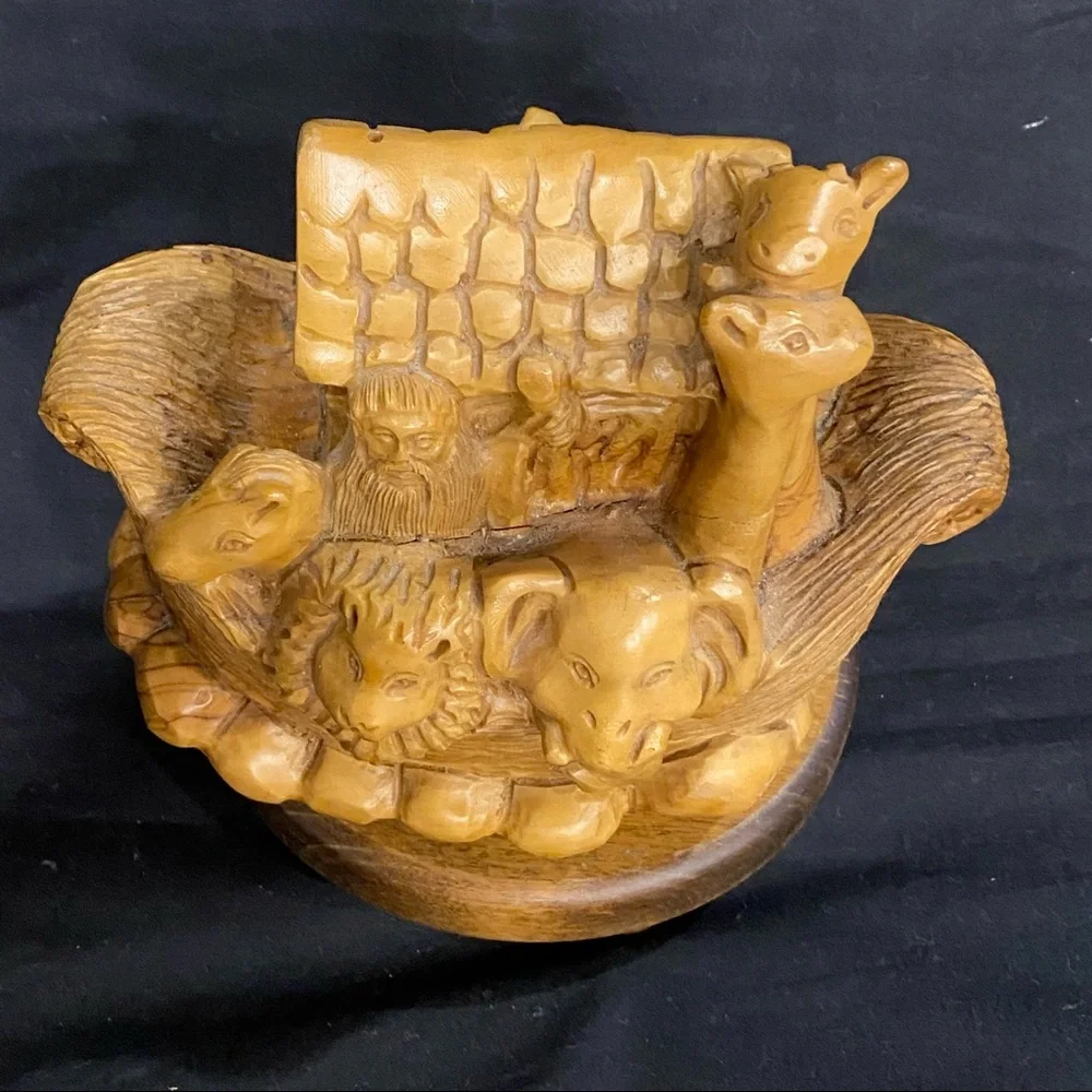 Hand‎ Carved Olive Wood Noah’s Ark